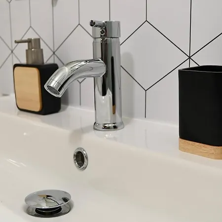 L'albizia #hyper-centre #marche Couvert Apartment *