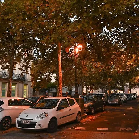 Apartment L'albizia #hyper-centre #marche Couvert *