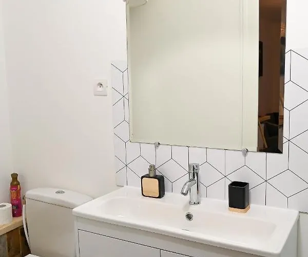 Apartamento L'albizia #hyper-centre #marche Couvert